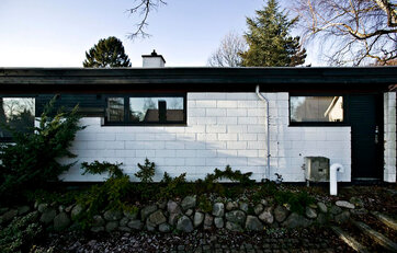 Modernistisk villa med fladt tag Modernistisk villa med fladt tag
