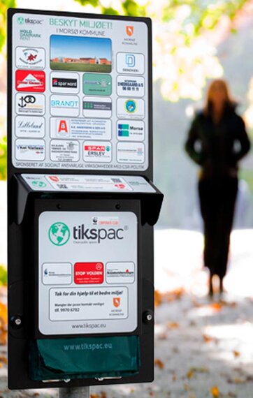 Få opstillet gratis høm-høm-stationer Station fra TiksPac med gratis hundeposer