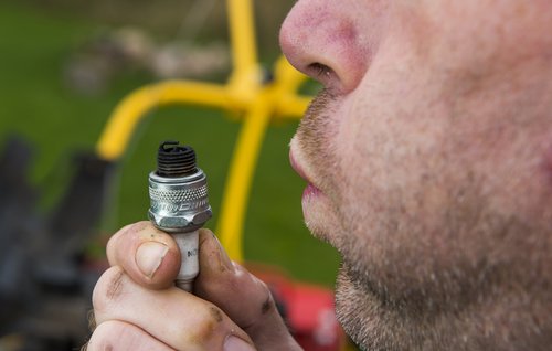 Skidt og snavs pustes væk