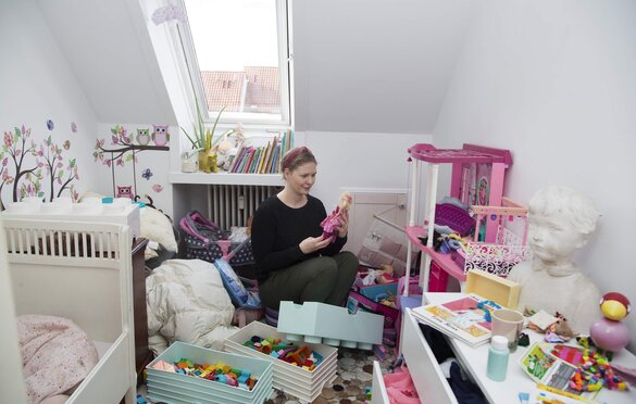 Pernille Rysgaard på rodet børneværelse
