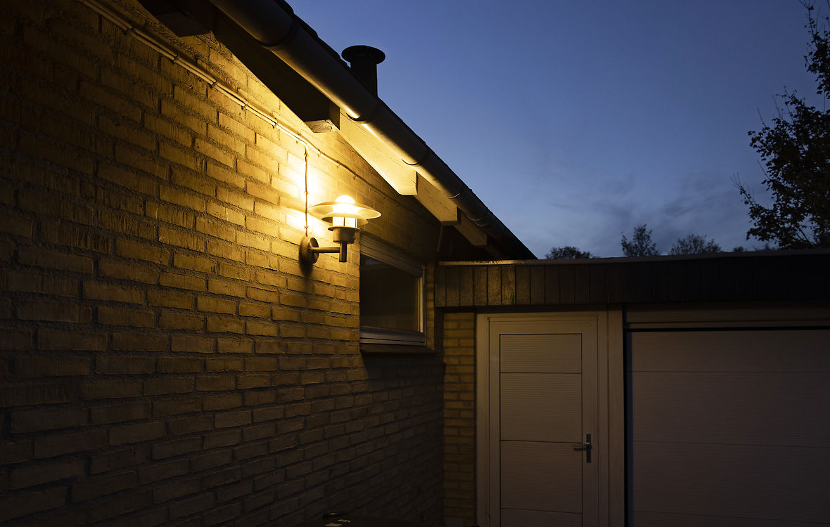 Udendørs lampe med sensor